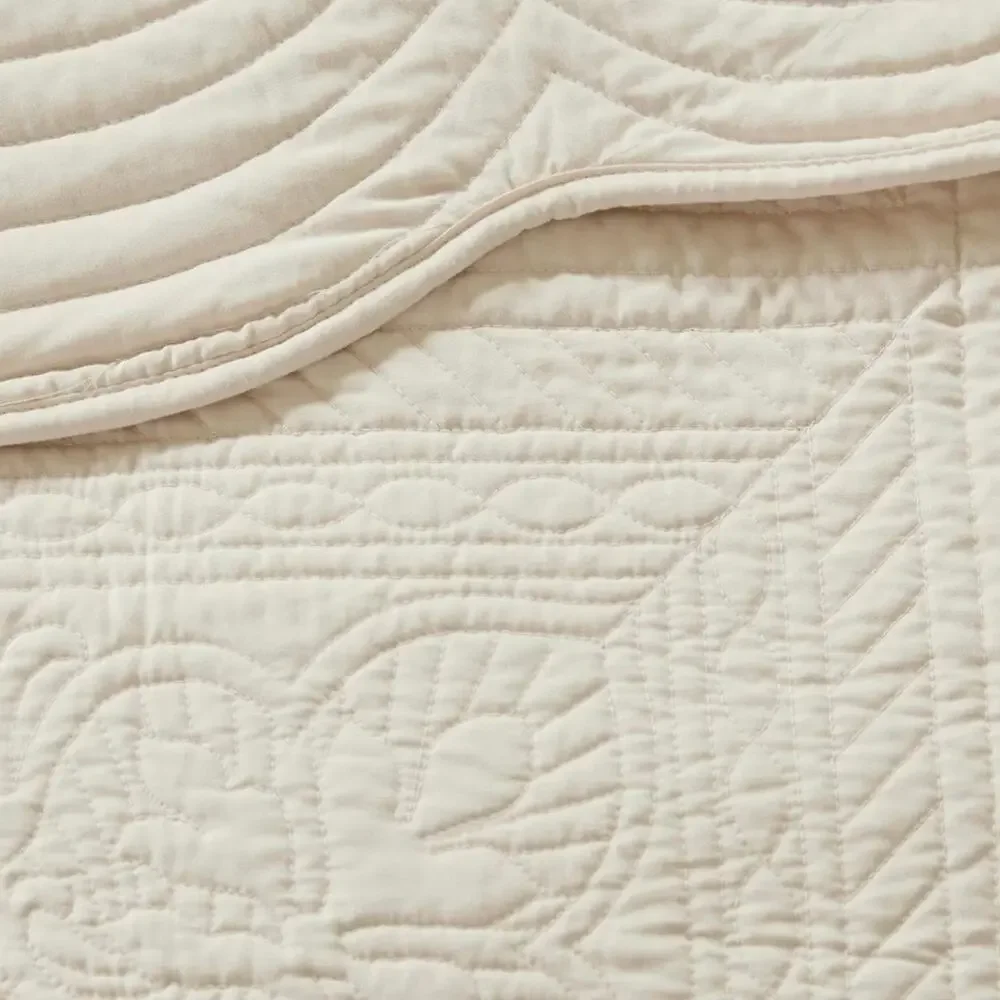 Madison Park Tuscany 3 Pc Quilted Coverlet Set Ivory King/California King